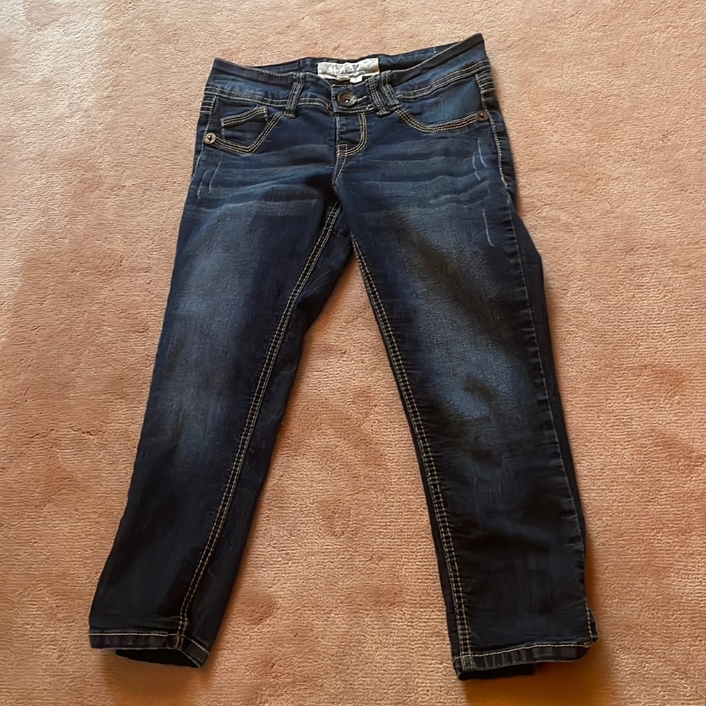 Jolt capri length jeans- size 3